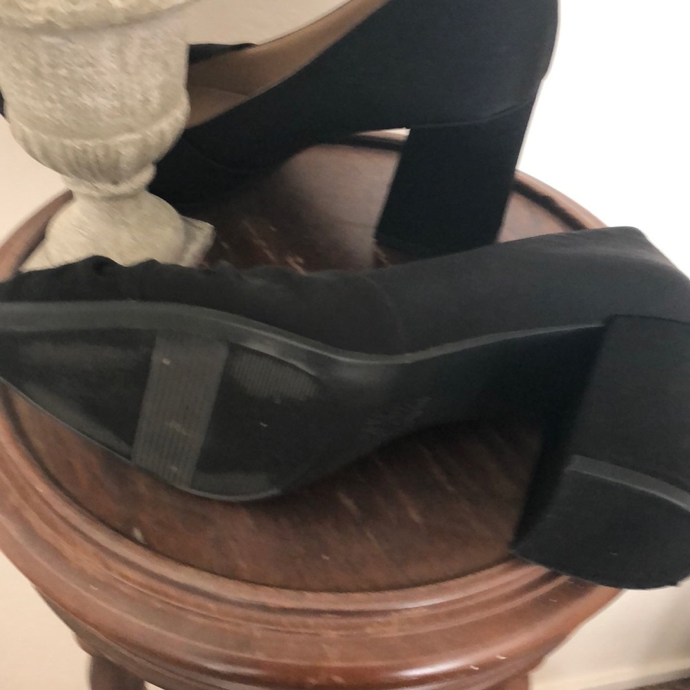 Shoe/heels - Picture 4 of 4